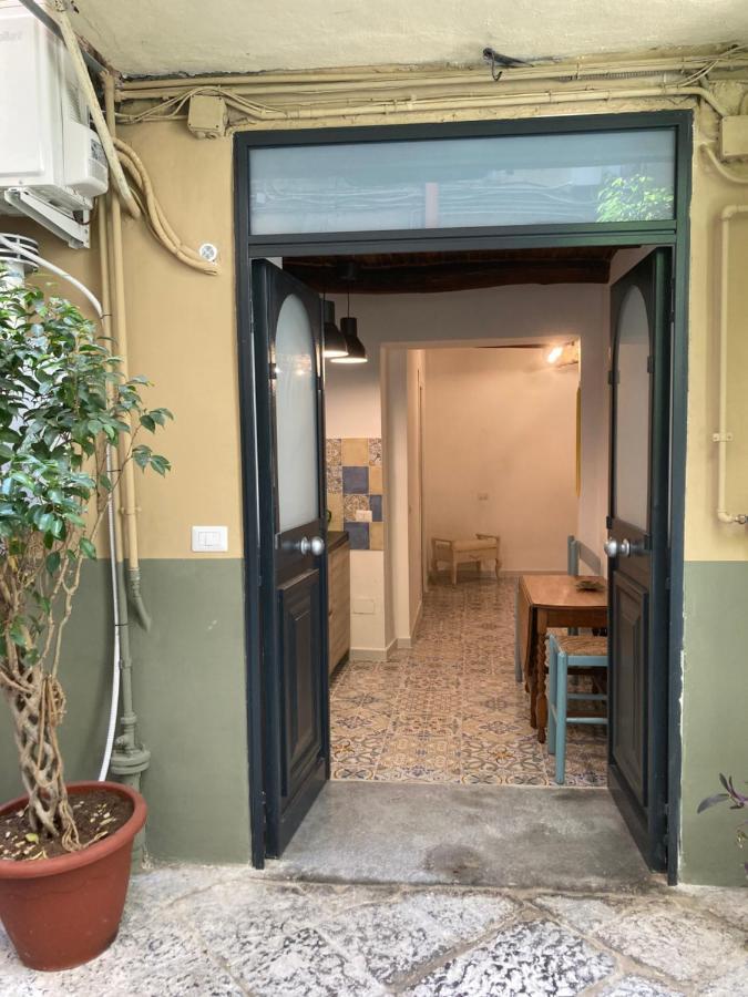 Apartamento Zuccarella "Zuccherino"Nel Cortile Nápoles Exterior foto